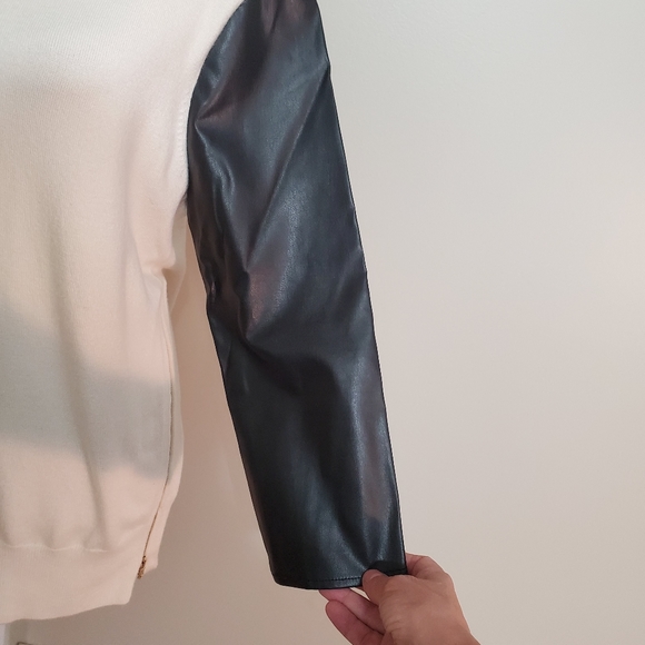 Ann Taylor wool blend cream with faux leather 3/4" sleeves pullover sweater. M - Picture 5 of 10